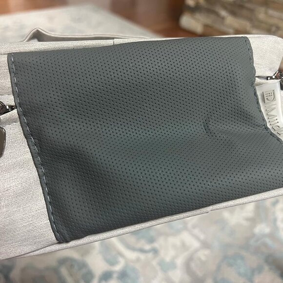 2-Pack Waterproof Leather Makeup Bag, Portable Travel Cosmetic Organizer - Grey - Picture 6 of 12